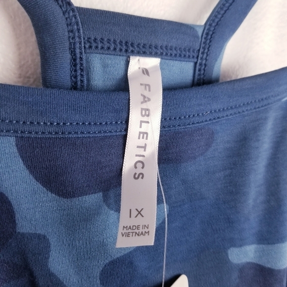 Fabletics Live-In Halter Camo Tank Top NWT size 1X - Picture 8 of 16